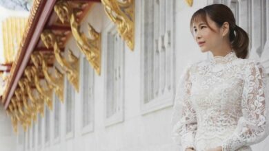 โบวี่ ทำบุญ