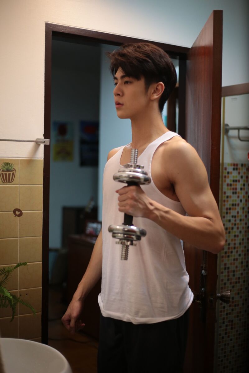 พฤษภา-ธันวา รักแท้แค่เกิดก่อน