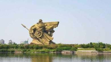 รูปปั้นกวนอู