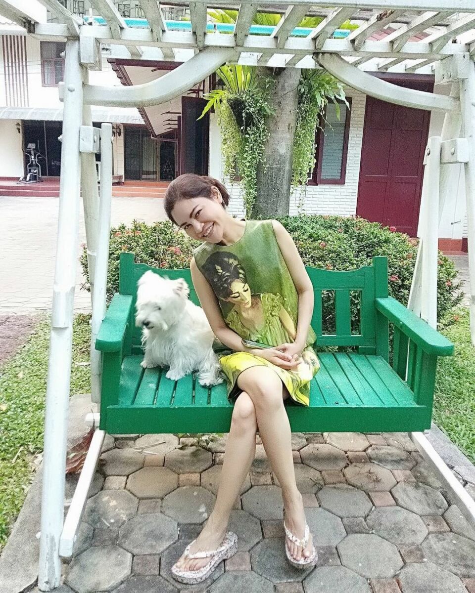 แบงค์ กัลยรัตน์