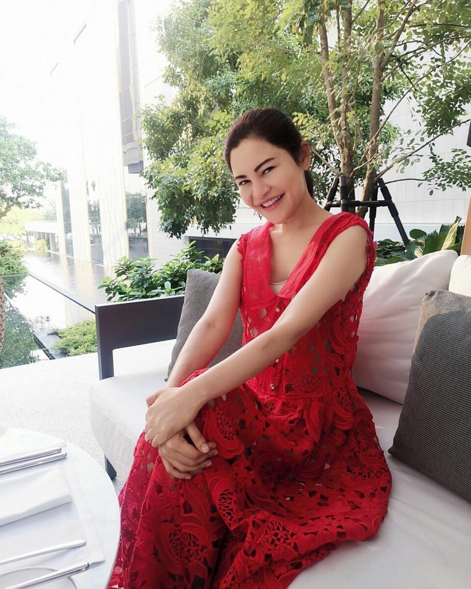 แบงค์ กัลยรัตน์