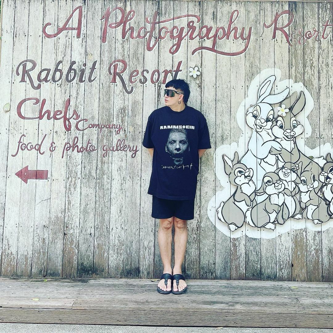 พชร์ อานนท์