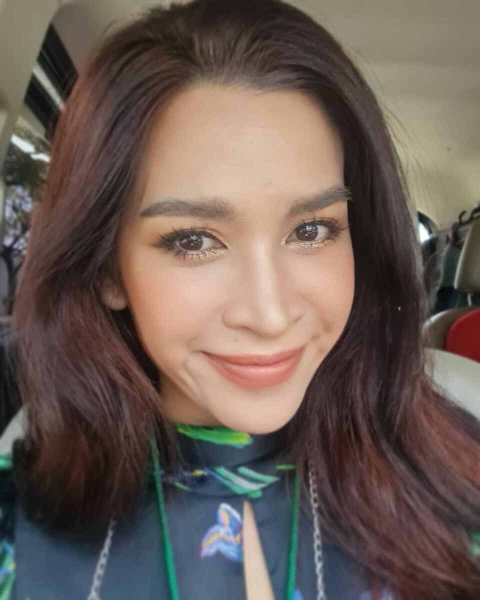 อี๊ฟ พุทธธิดา