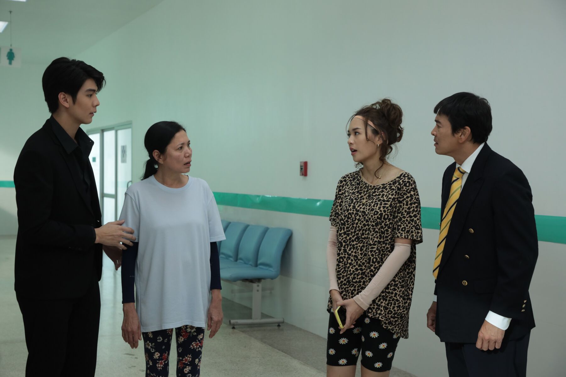 พฤษภา-ธันวา รักแท้แค่เกิดก่อน