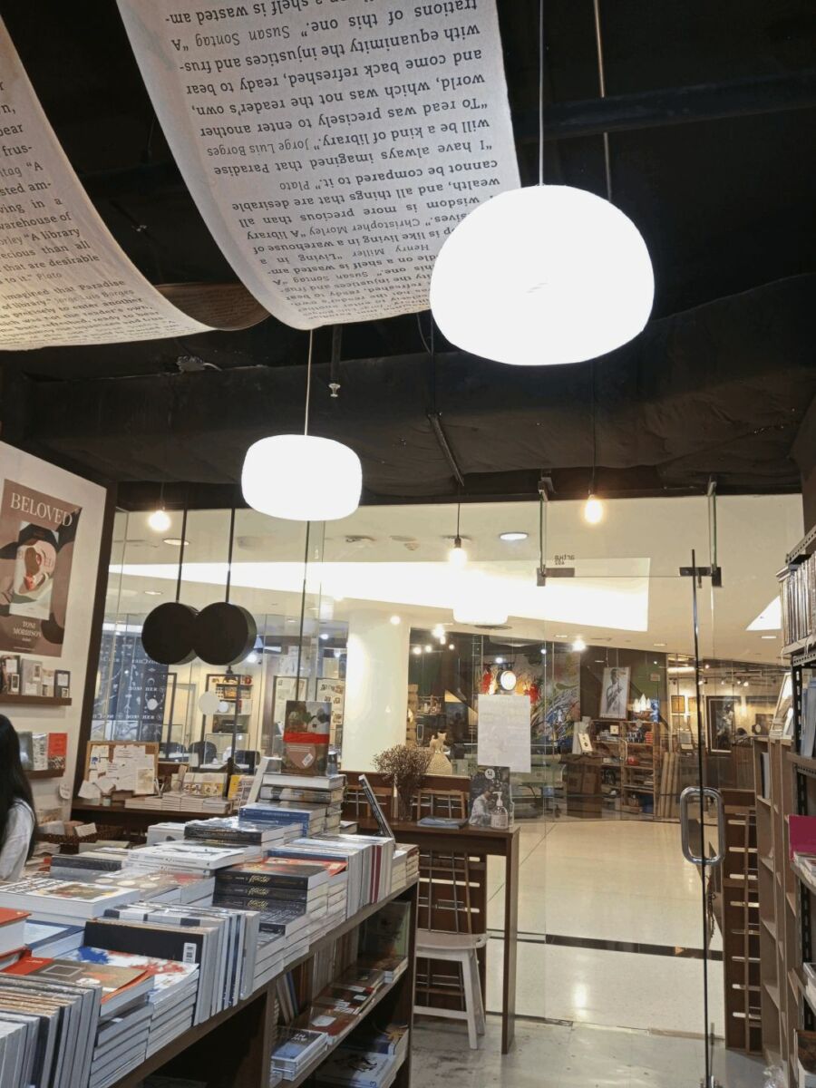 รีวิว หลังใช้งาน Infinix HOT 11S HDR bookstore