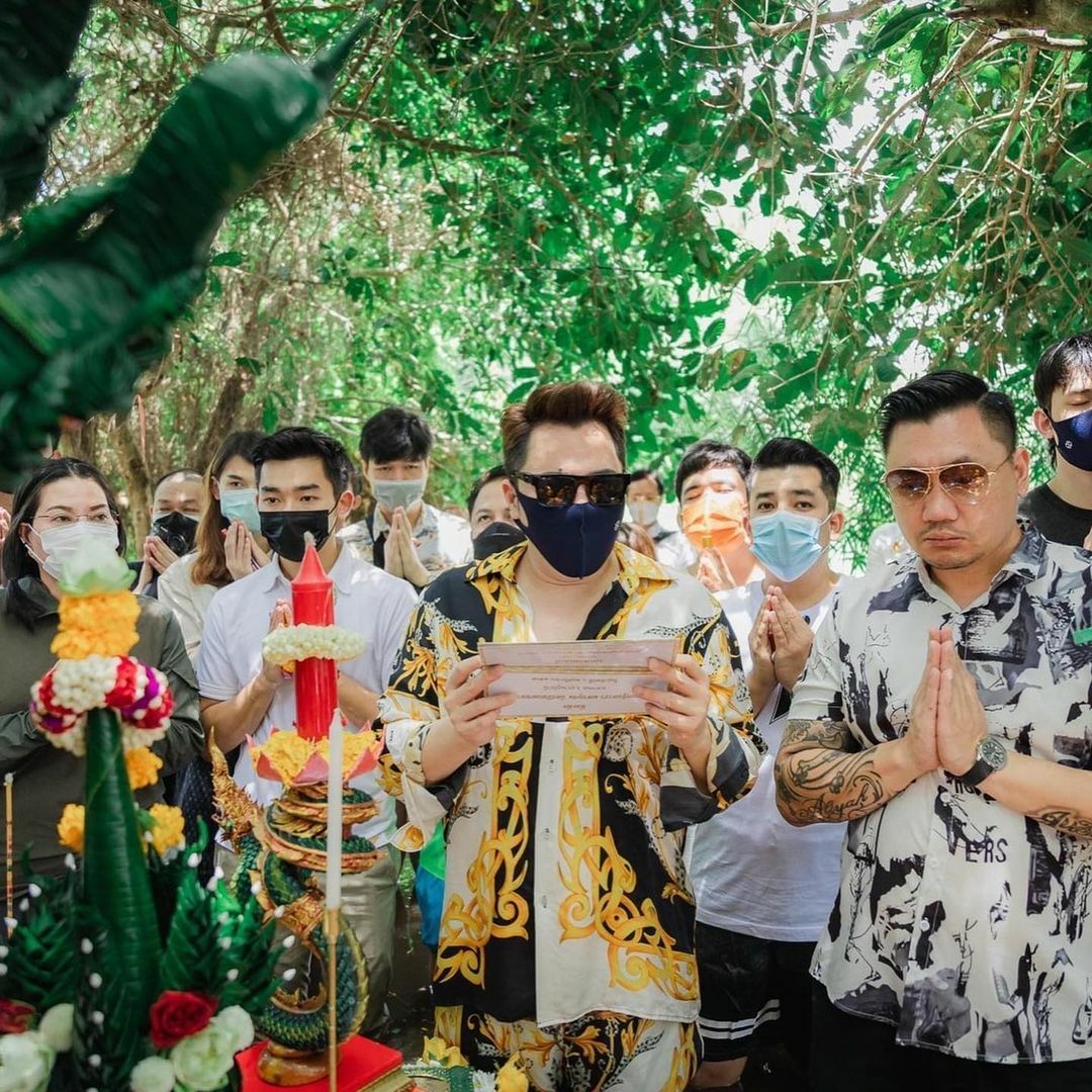 มดดำ พญานาค