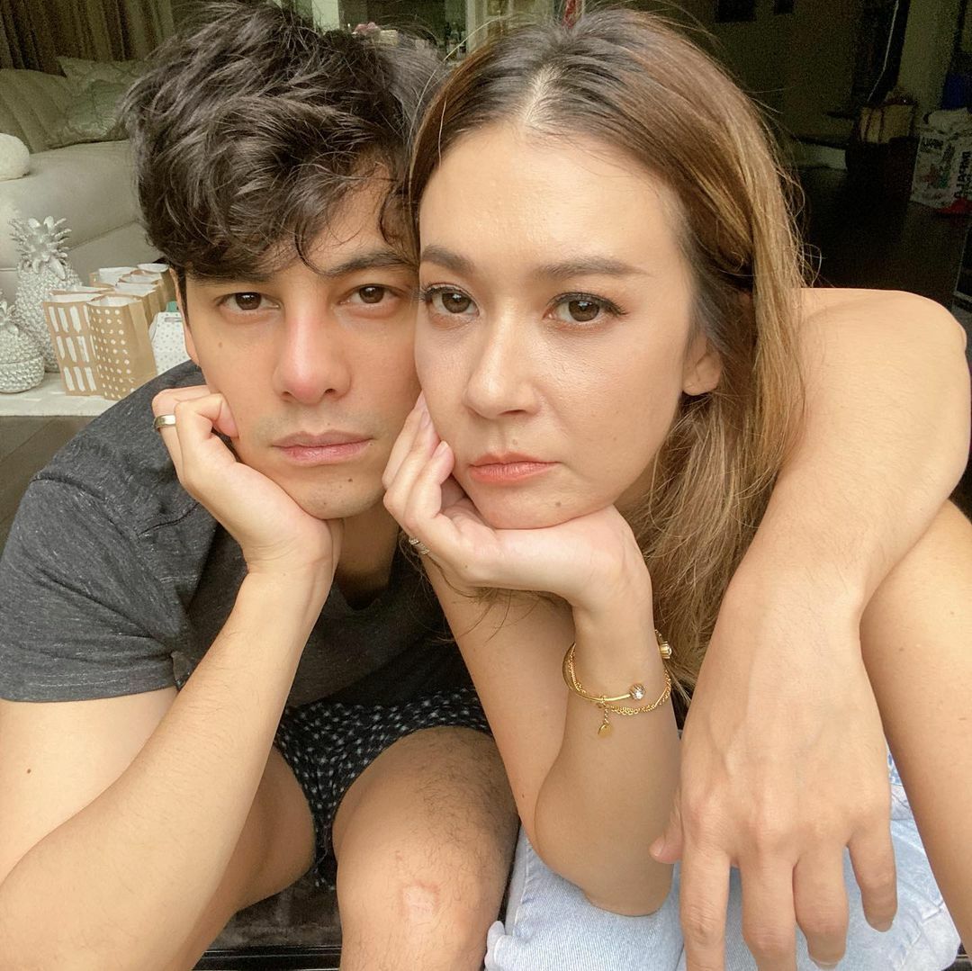 ซี ศิวัฒน์ เอมี่ กลิ่นประทุม