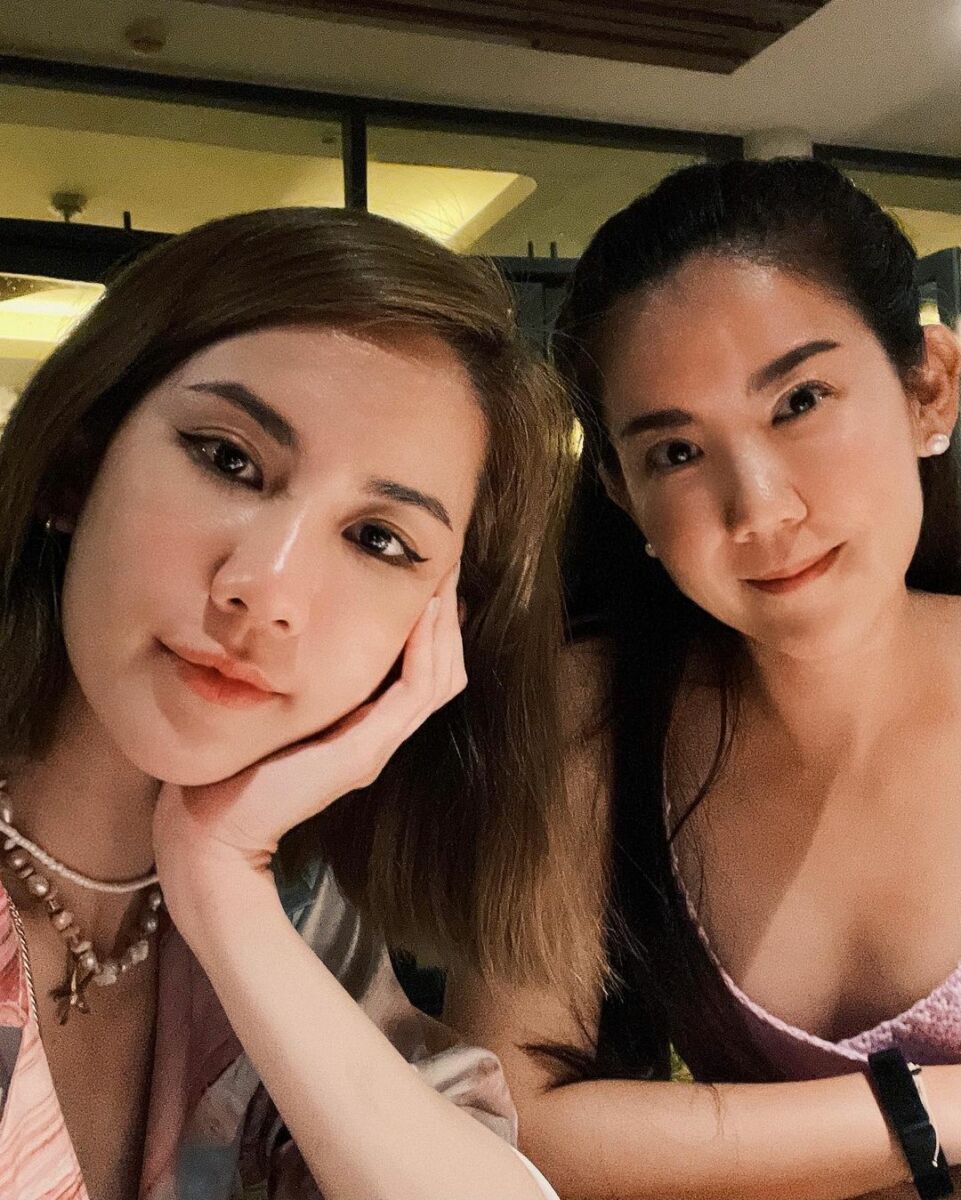 พลอย ภัทรากร