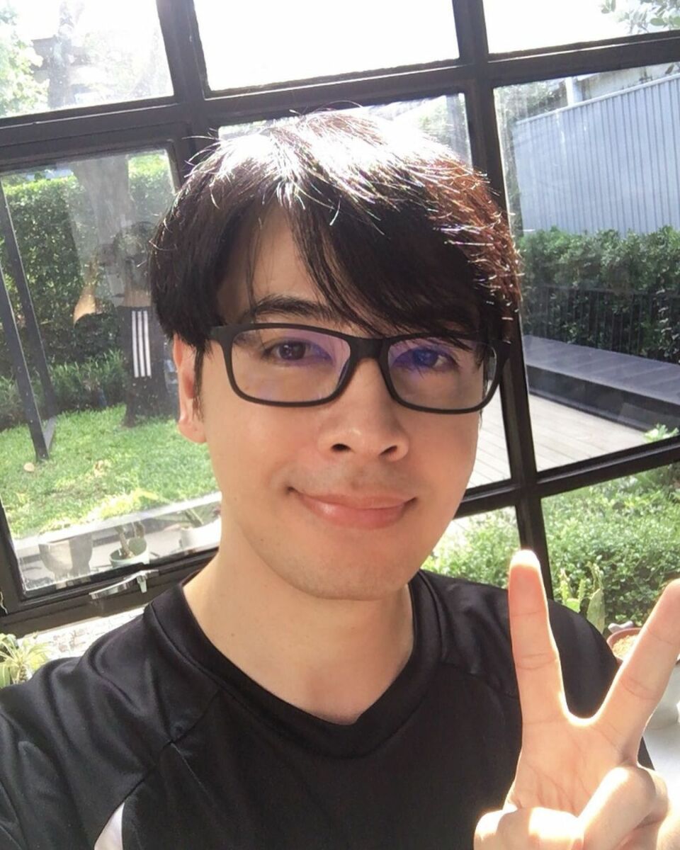 ออย ธนา