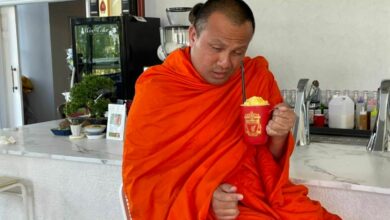 พระมหาสมปอง สึกแล้ว