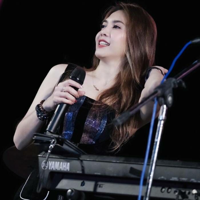 วรกาญจน์ นักร้อง