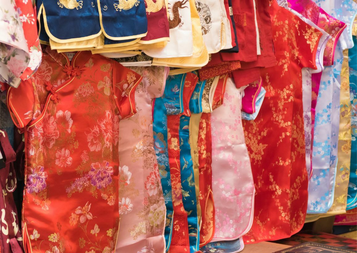 ตรุษจีน 2565 ใส่เสื้อสีอะไร แต่งกาย