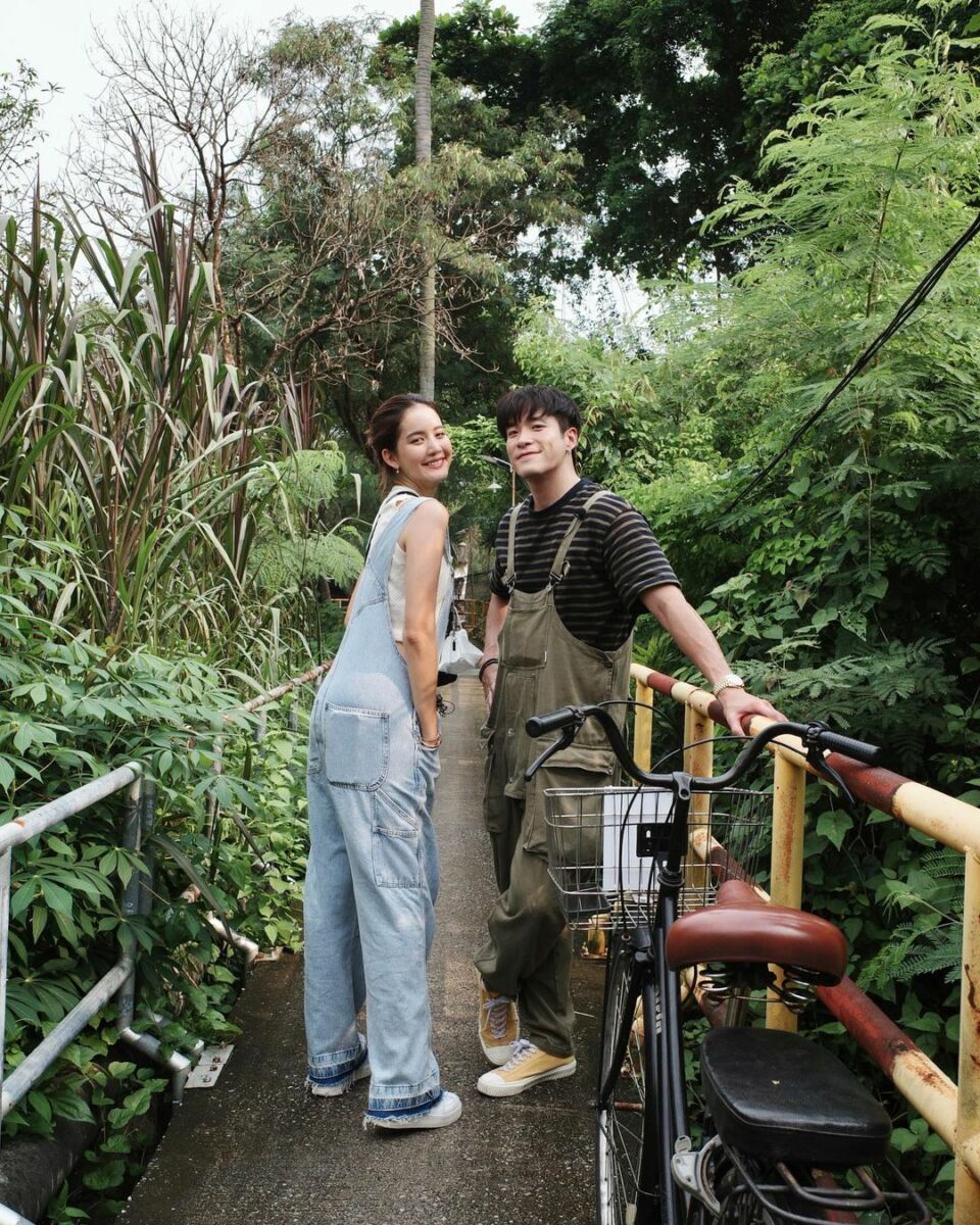 อาเล็ก-โบว์