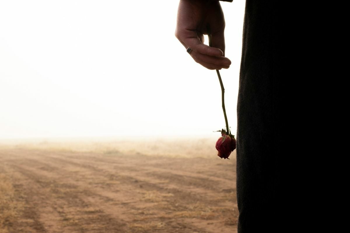 ฝันว่าแฟนนอกใจ มีคนอื่น