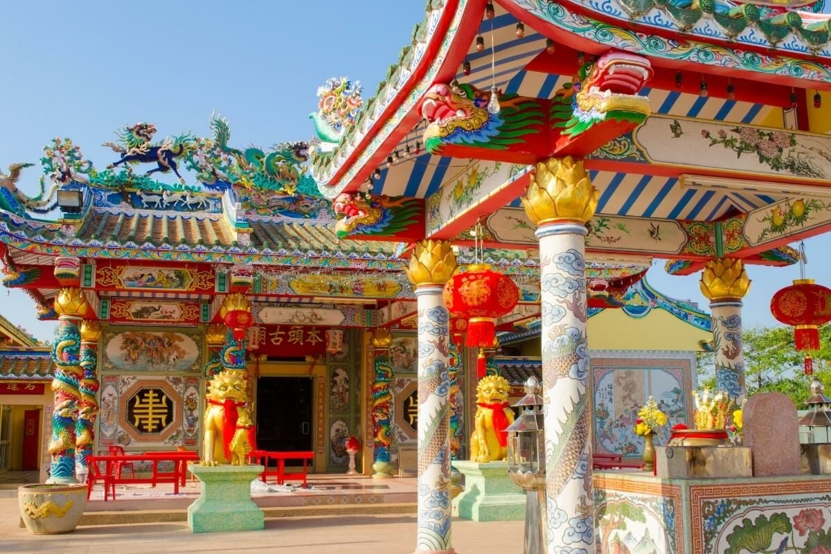 ฝันเห็นศาลเจ้าจีนใหญ่