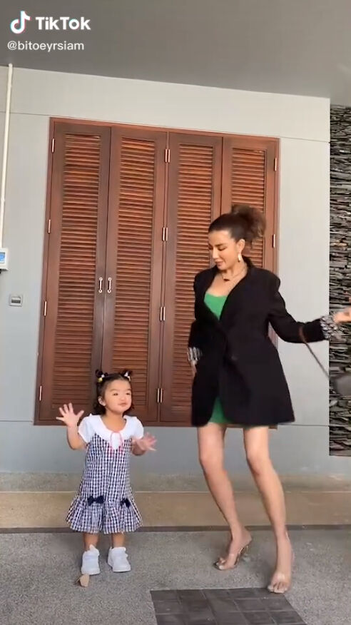 ใบเตย อาร์สยาม น้องเวทมนต์