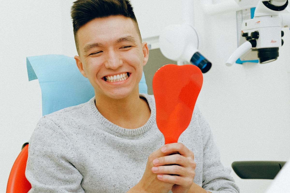 ครอบฟัน ฟันขาว