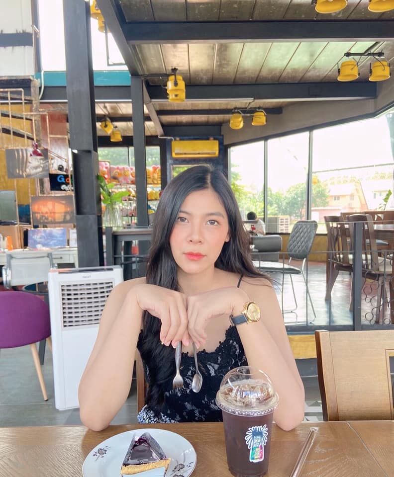 แพรพลอย ท่าเตะ