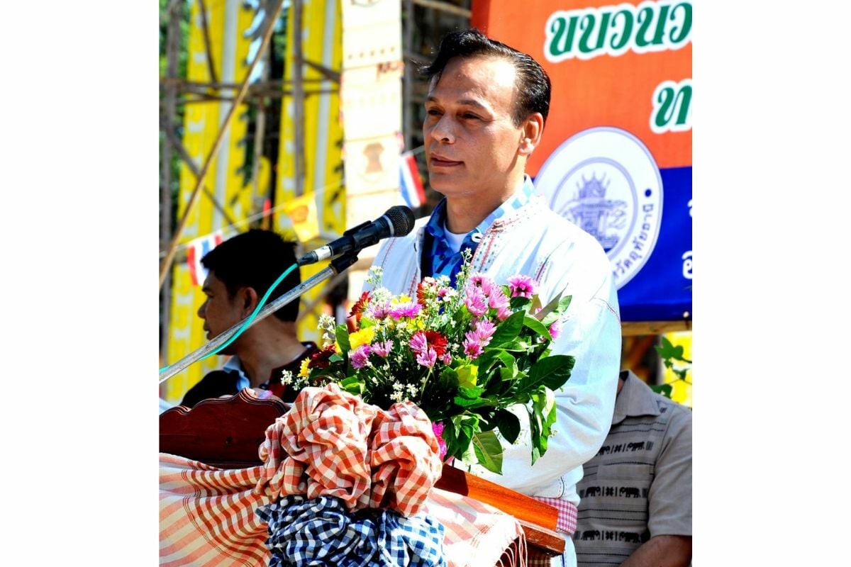 ประวัติ ชาดา ไทยเศรษฐ์ นักการเมือง