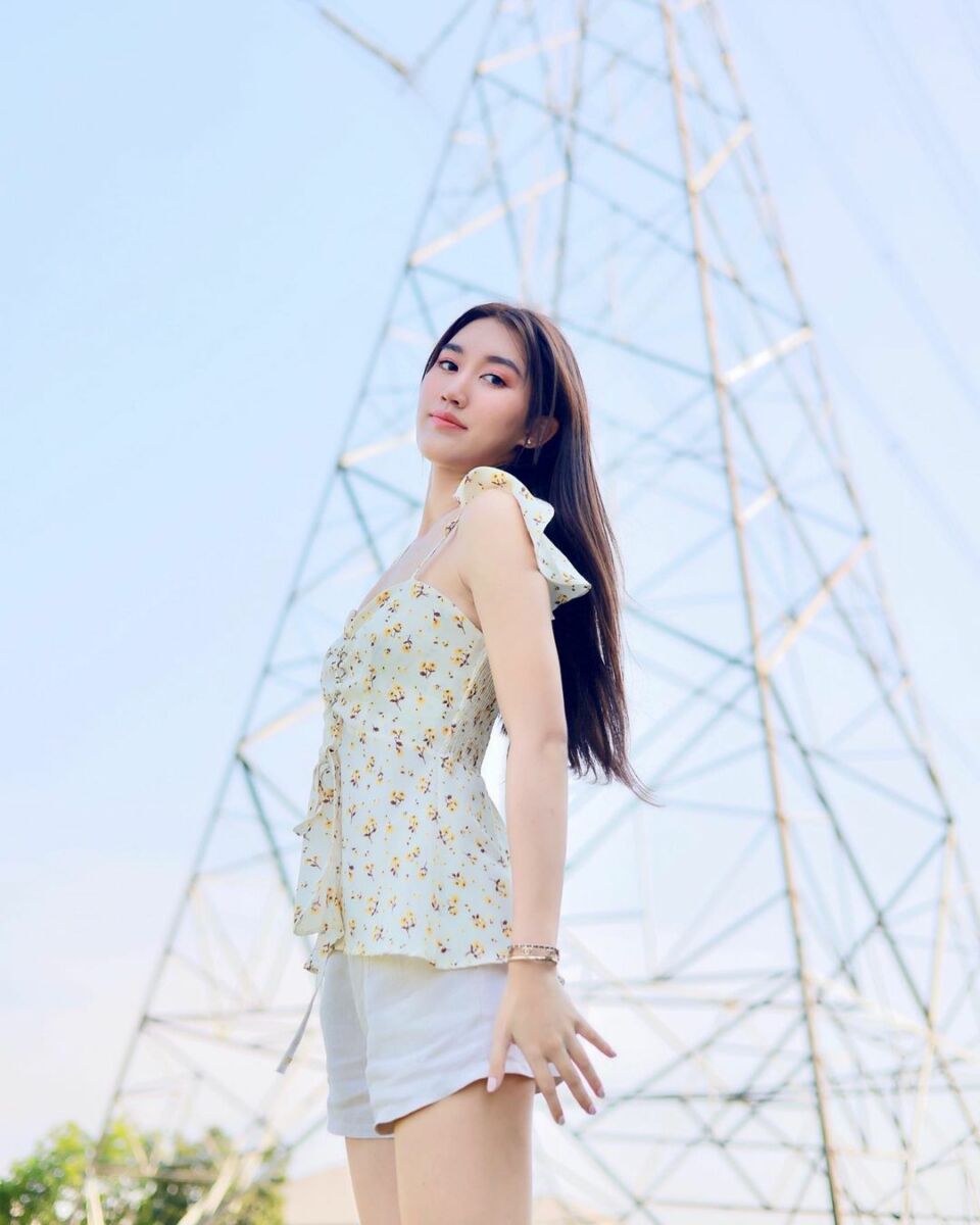 เบสท์ รักษ์วนีย์