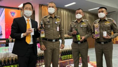 ตำรวจสอบสวนกลาง ทลาย แหล่งผลิตน้ำสมุนไพรผิดกฎหมาย