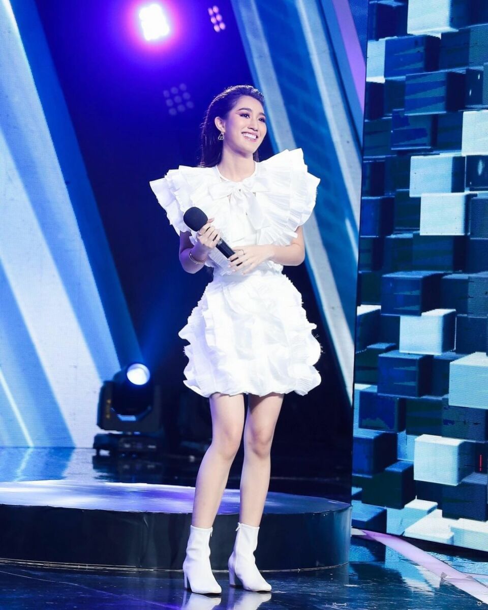 เบสท์ รักษ์วนีย์