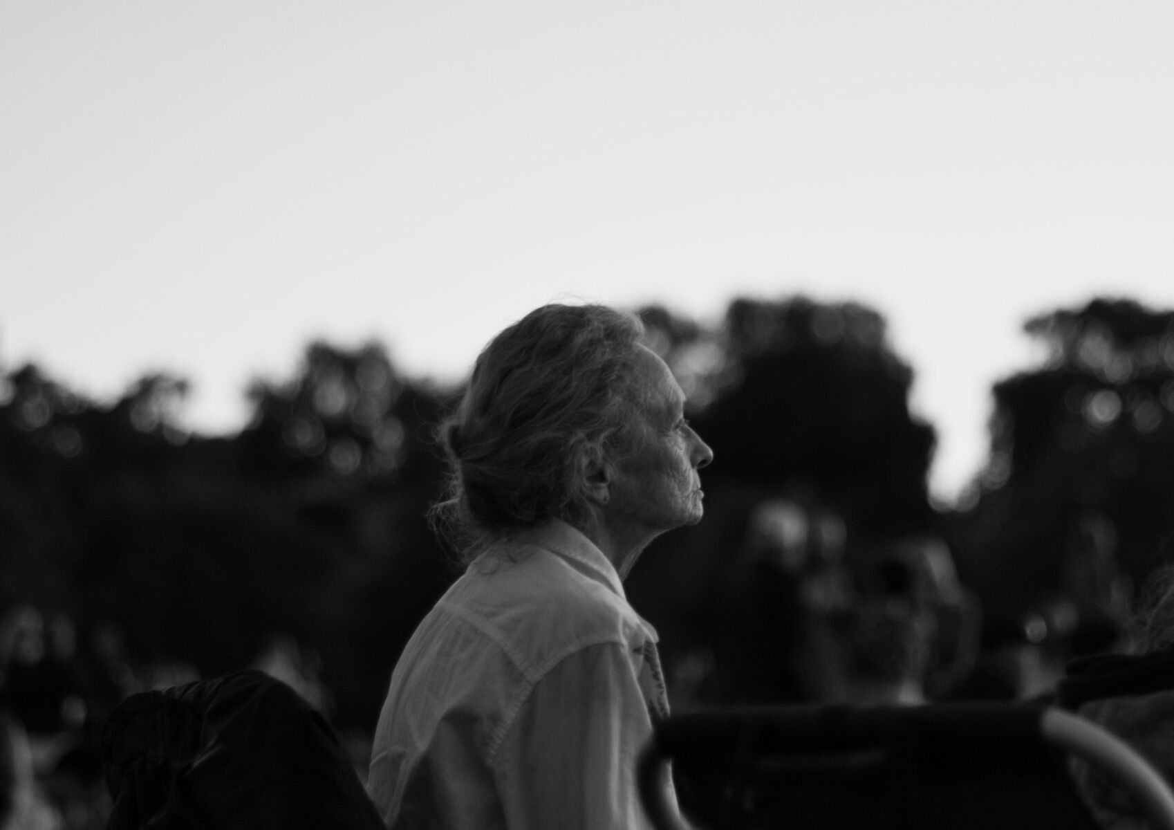 ฝันเห็นญาติผู้ใหญ่ที่เสียชีวิตไปแล้ว เลขเด็ด