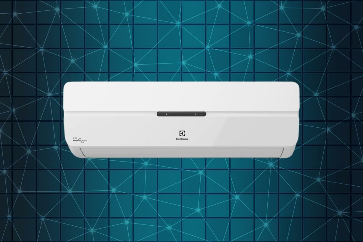 Electrolux Vita Plus Inverter รุ่น ESV18CRR-B5