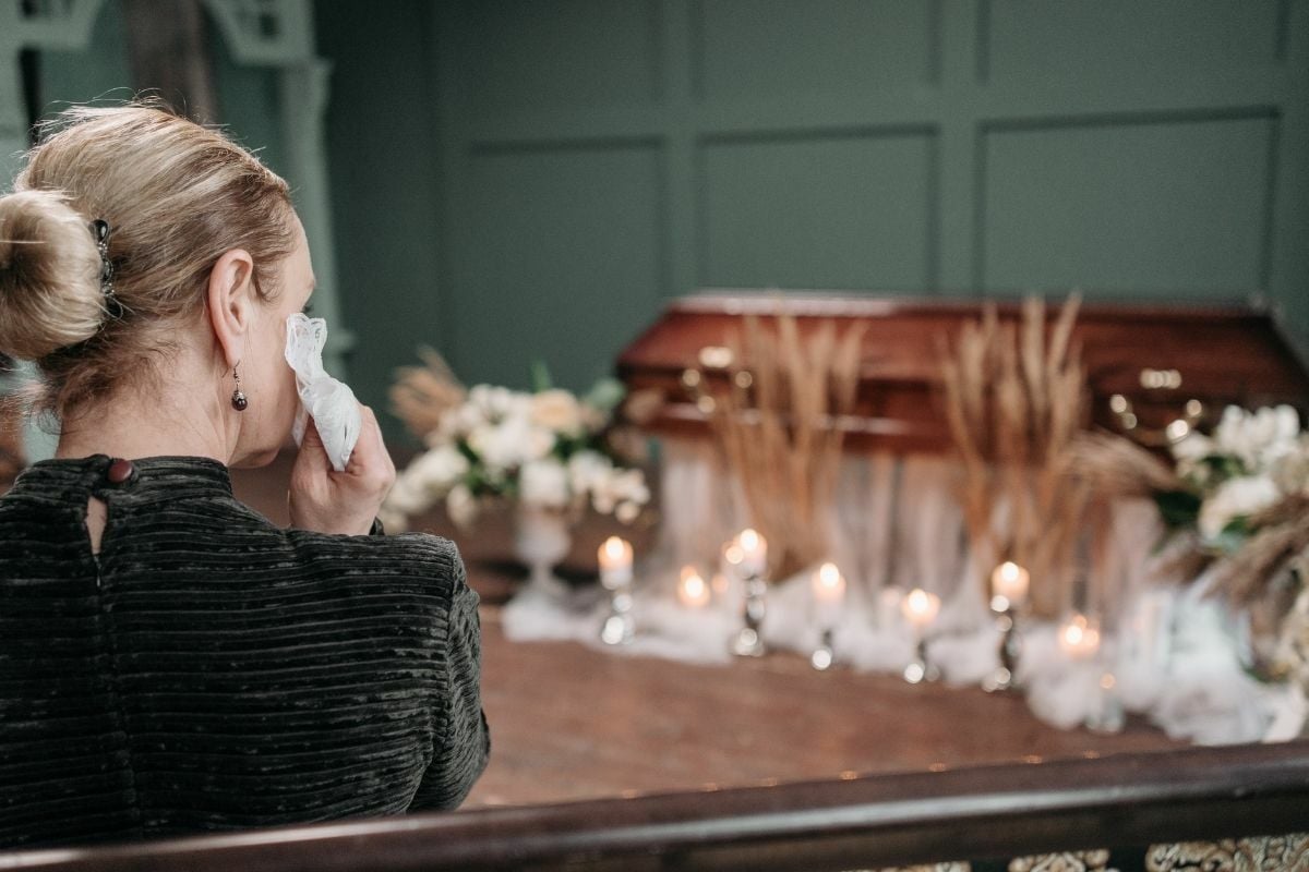 ฝันว่าสามีเสียชีวิต เลขเด็ด