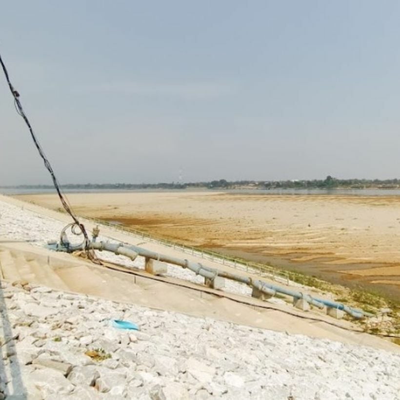 ที่เที่ยวบึงกาฬ 2565 หาดทรายขาว
