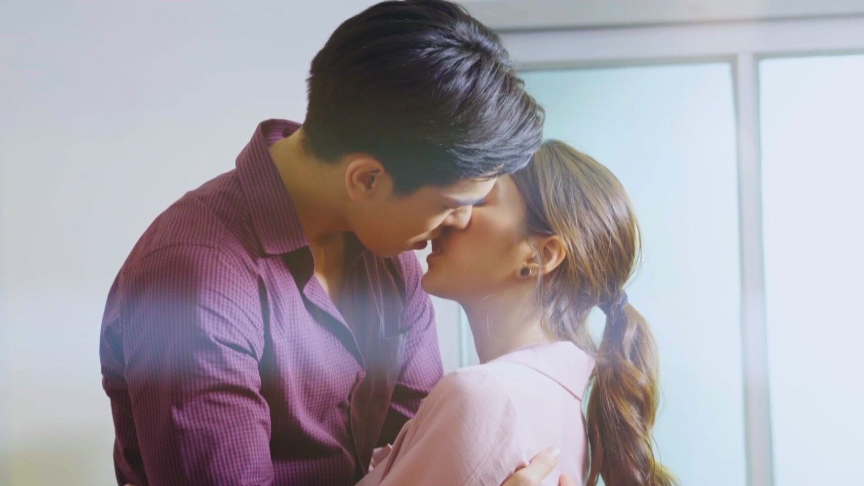 ตรี เฟิร์น ละครไทย