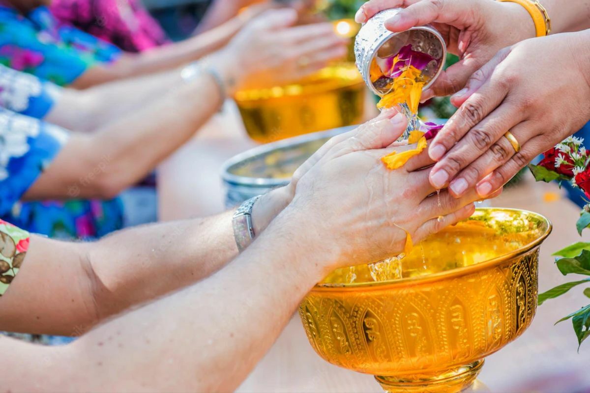 สงกรานต์ปี 2565 หยุดกี่วัน