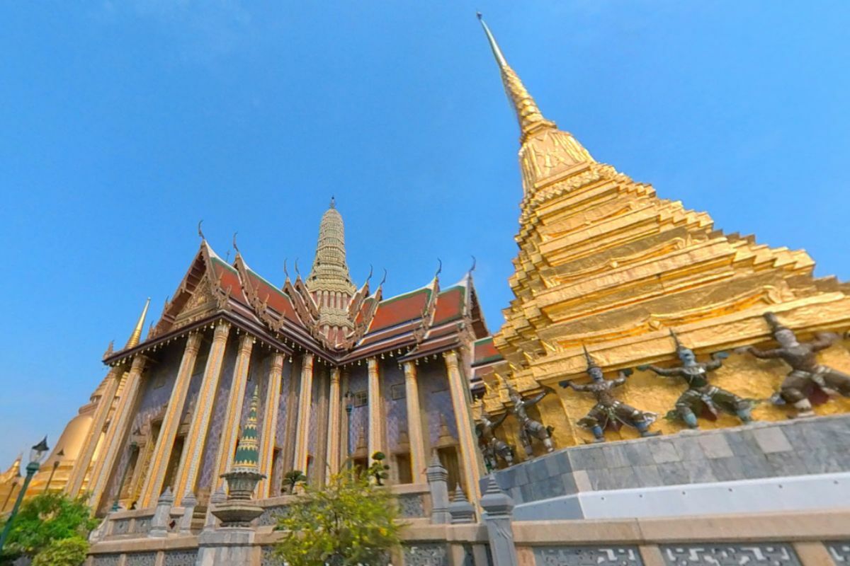 ไหว้พระ 9 วัด วันสงกรานต์