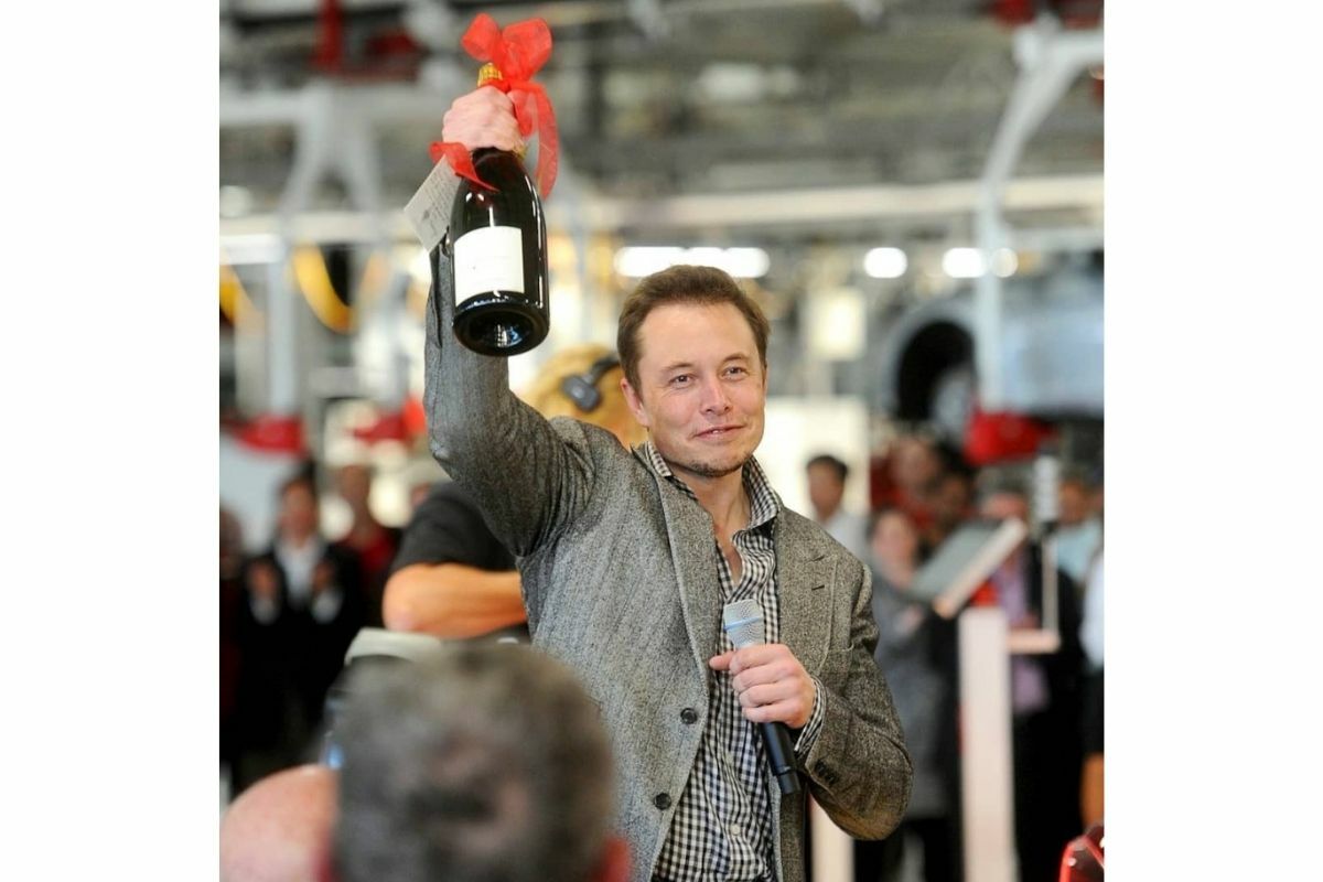 อีลอน มัสก์ (Elon Musk)