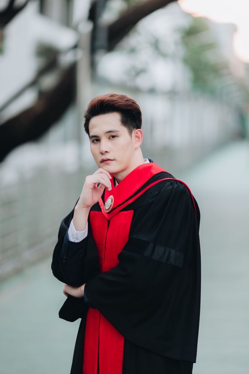 โฟกัส กิตติคุณ จบ