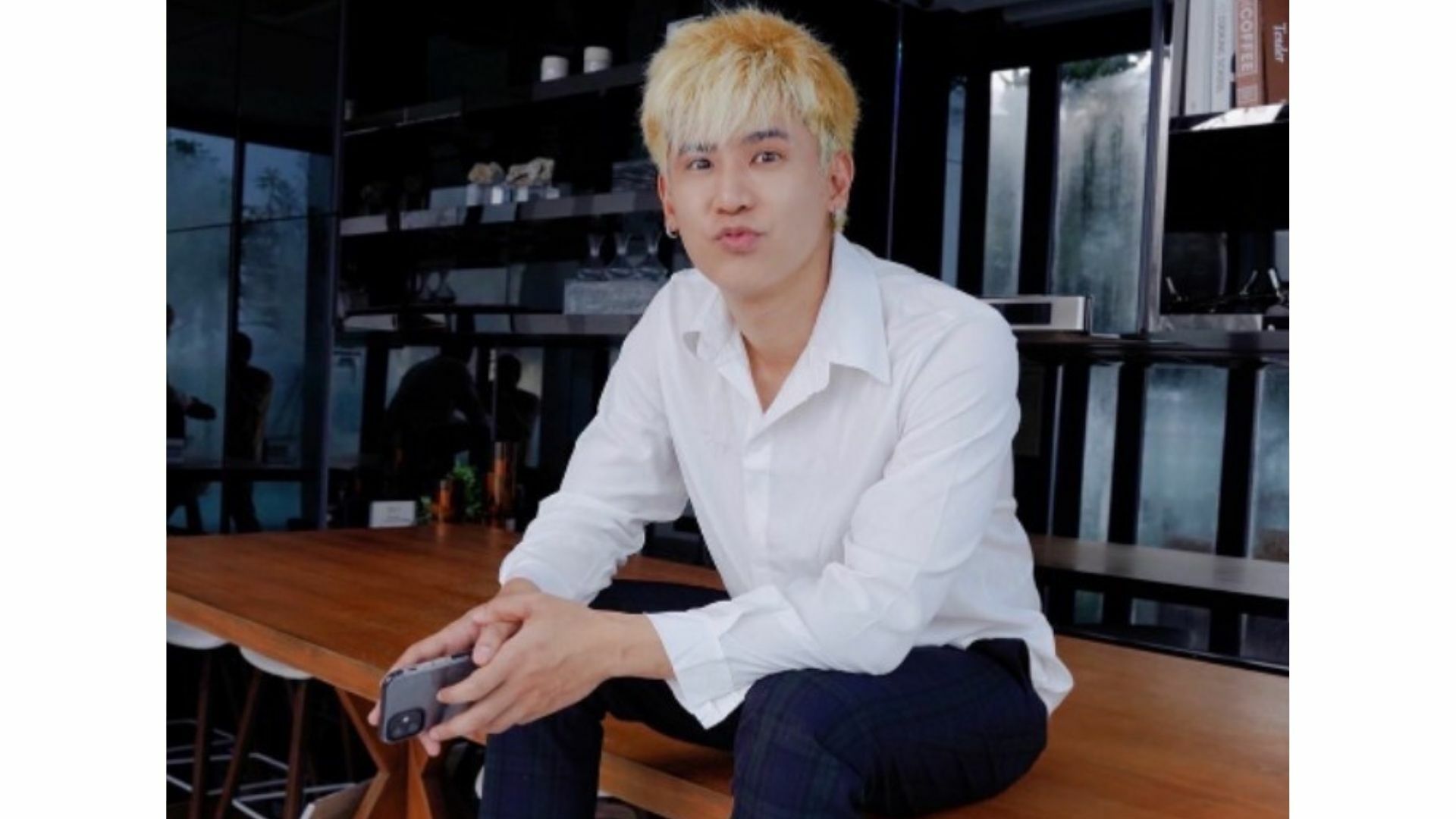 อู๋จุน ยูทูบ