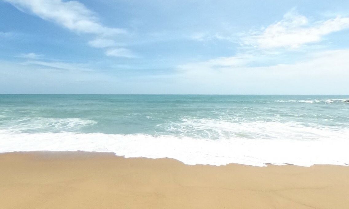หาดไม้ขาว