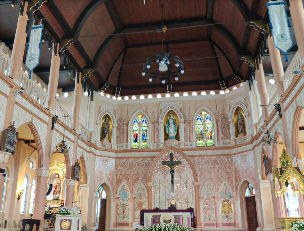 ที่เที่ยวจันทบุรี 2565 โบสถ์ครสิต์ อาสนวิหารพระนางมารีอาปฏิสนธินิรมล คาทอลิก โบสถ์