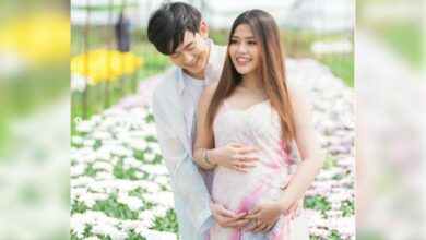 อ๊อฟ โพสต์รูปจับท้องหวานใจ ธัญญ่า