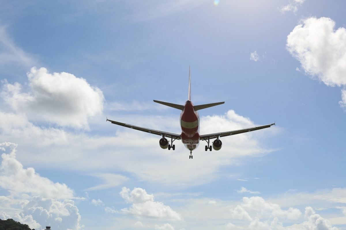 ฝันว่าได้นั่งเครื่องบิน