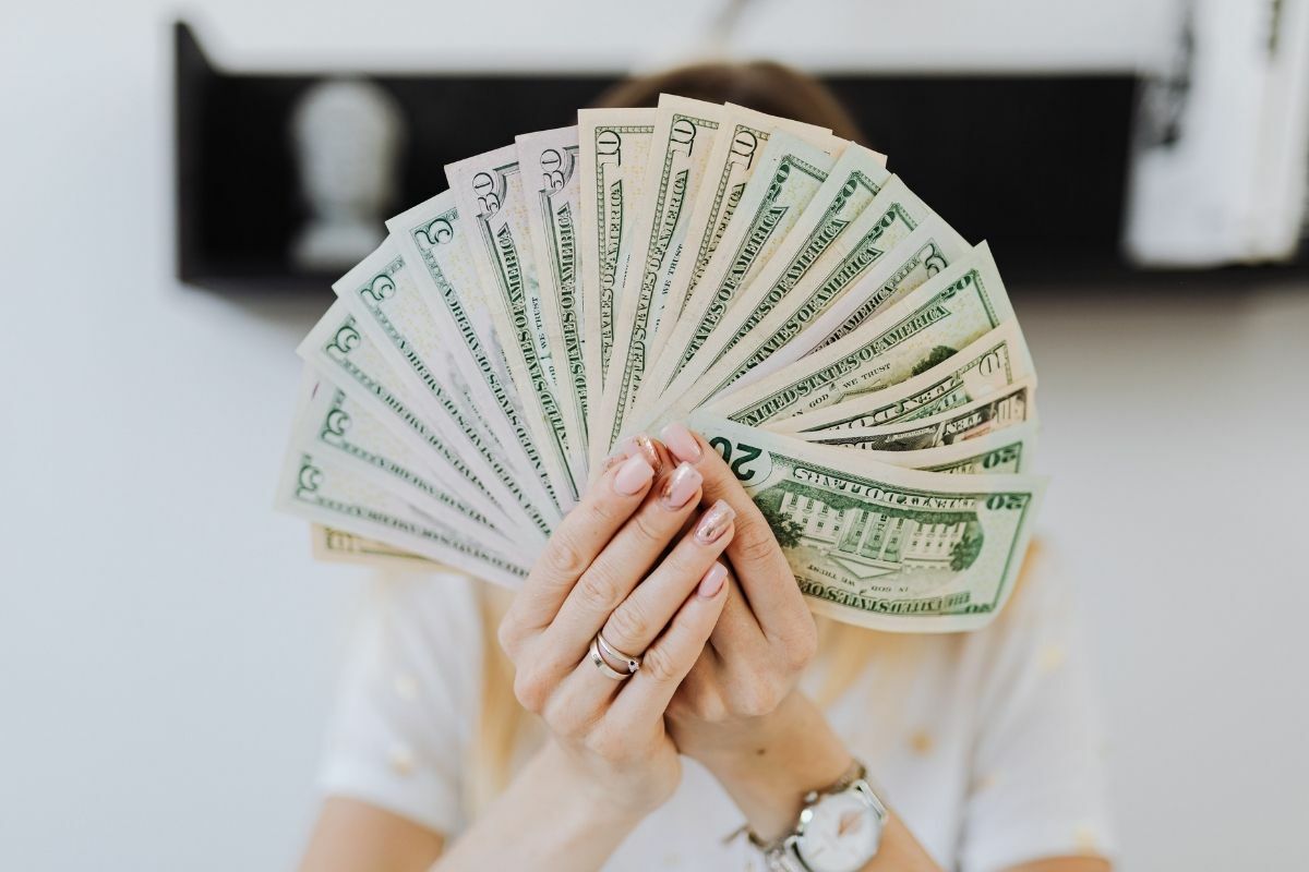 40 แคปชั่นสิ้นเดือน