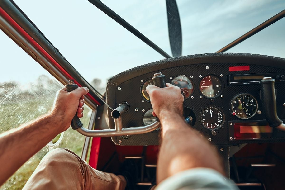 ฝันว่าได้นั่งเครื่องบินเลขเด็ด