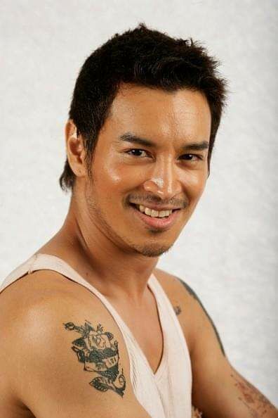 กอล์ฟ อัครา