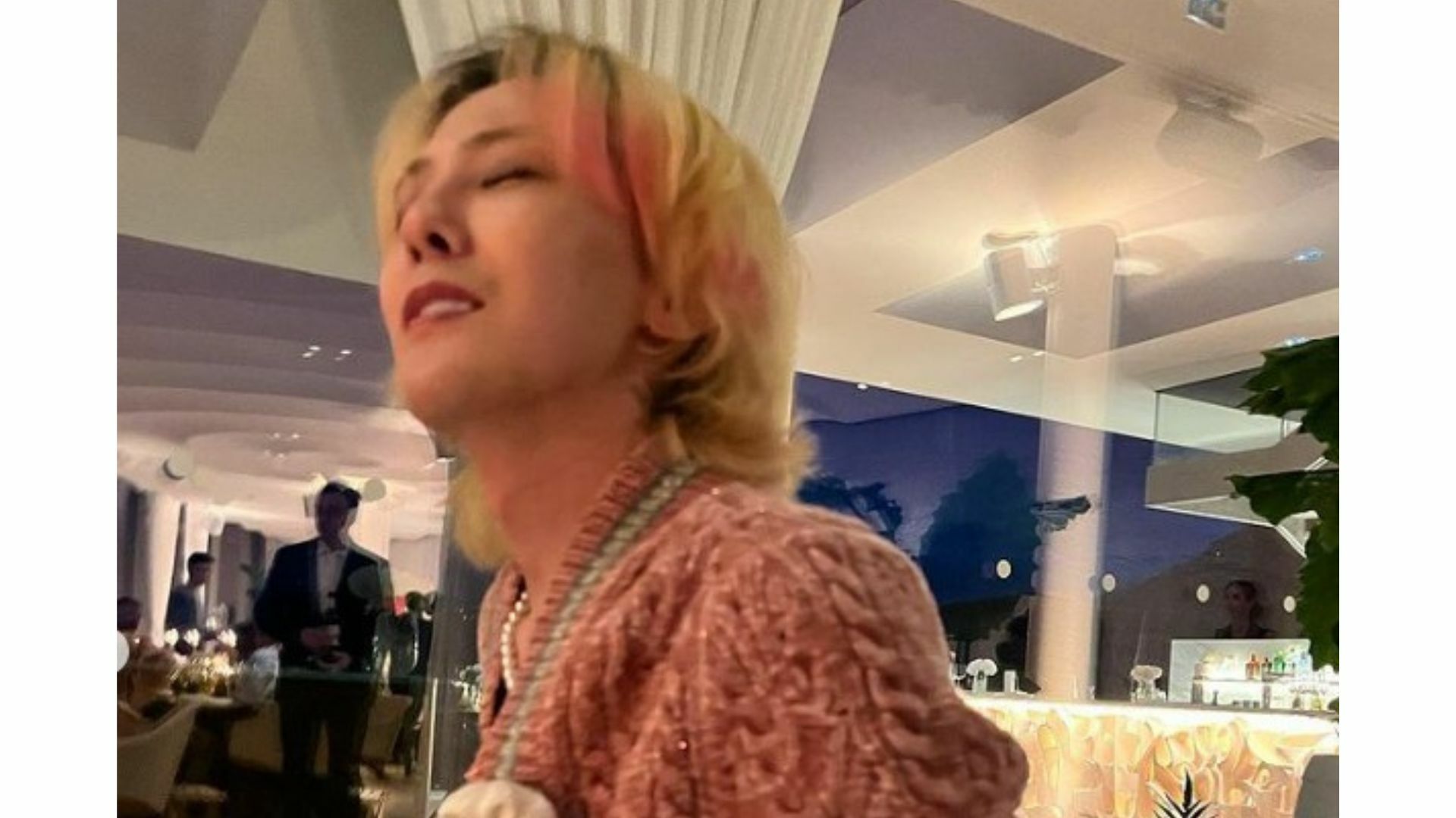 แฟน ๆ ห่วงสุขภาพ G-Dragon หลังเห็นรูป ระหว่างเข้าร่วม fashion house Chanel’s 2022/23