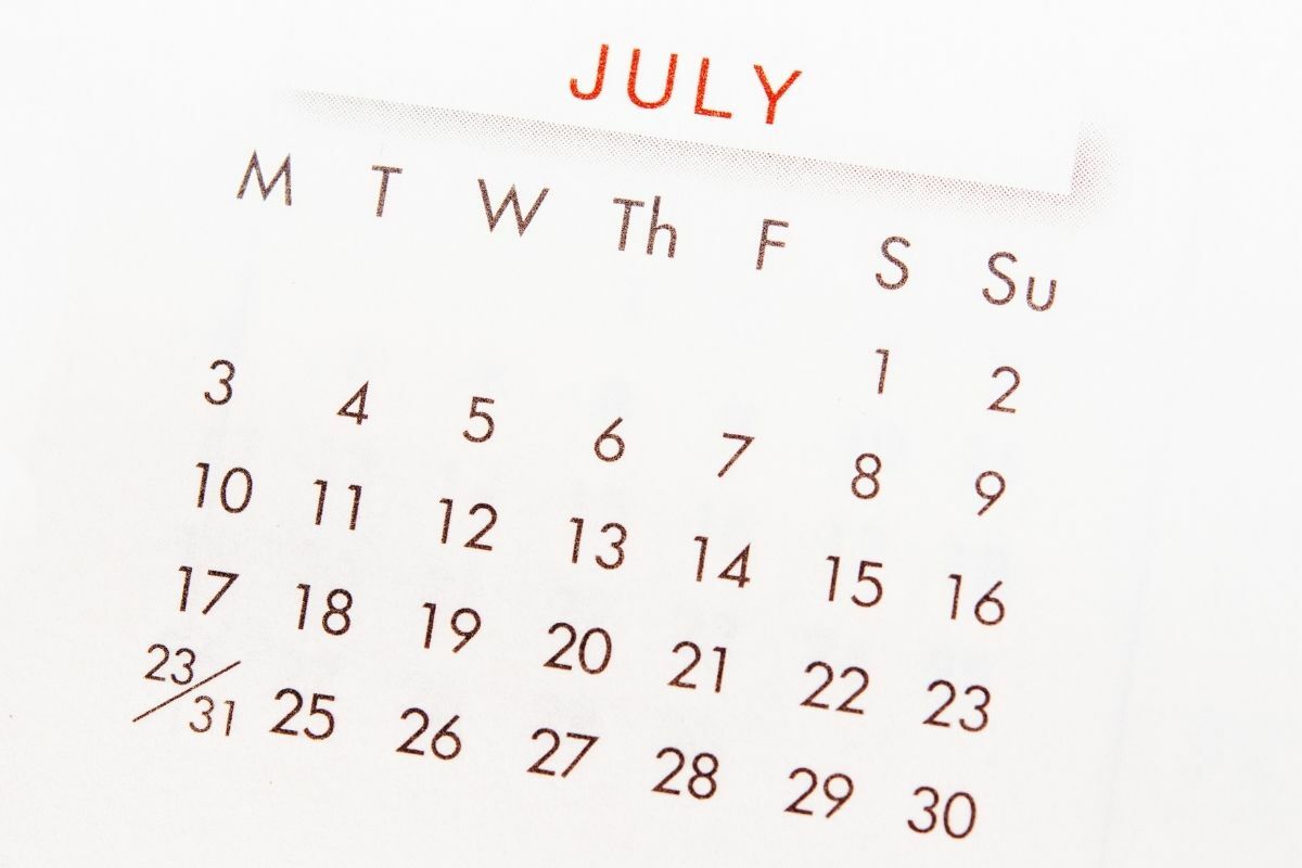 วันหยุดราชการเดือนกรกฎาคม 2565