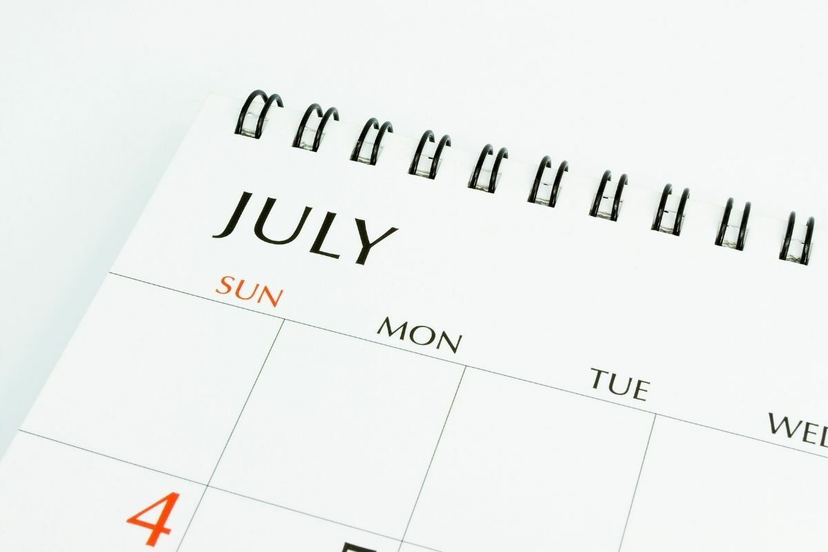 วันหยุดราชการเดือนกรกฎาคม 2565