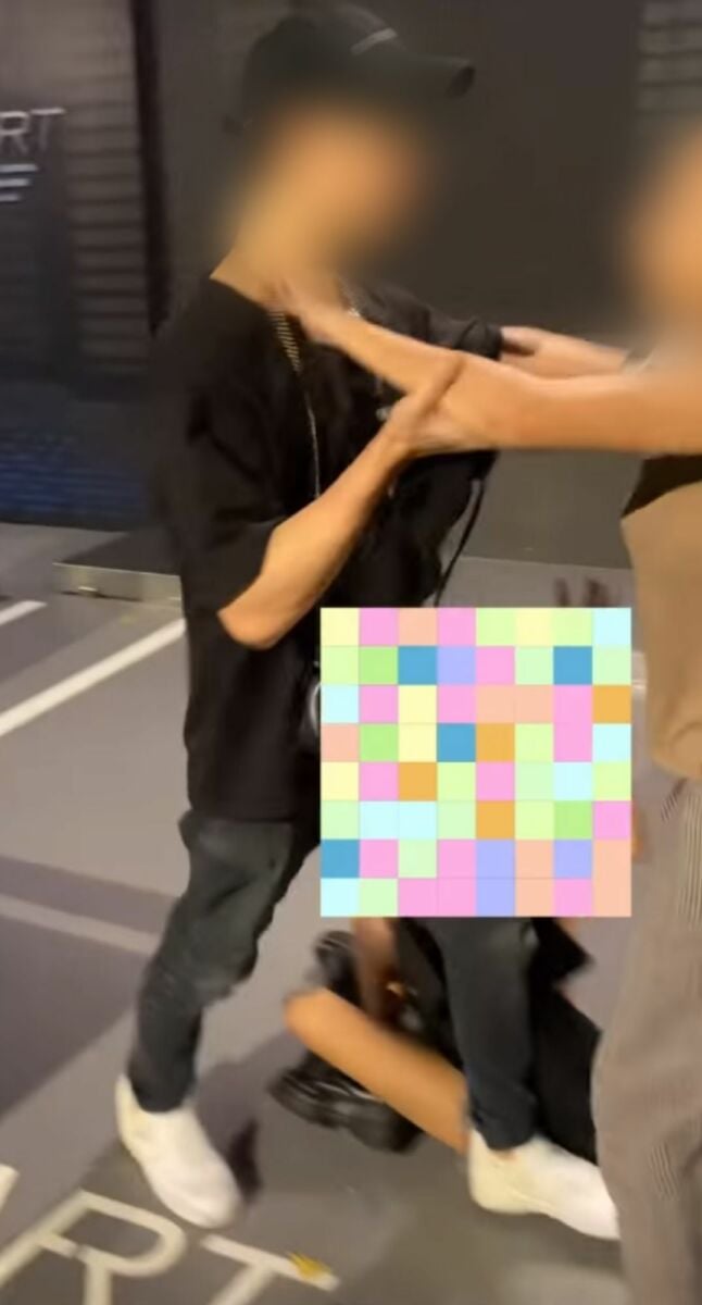 เคนลี take me out