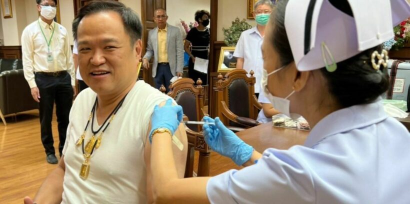 อนุทิน ติดโควิด