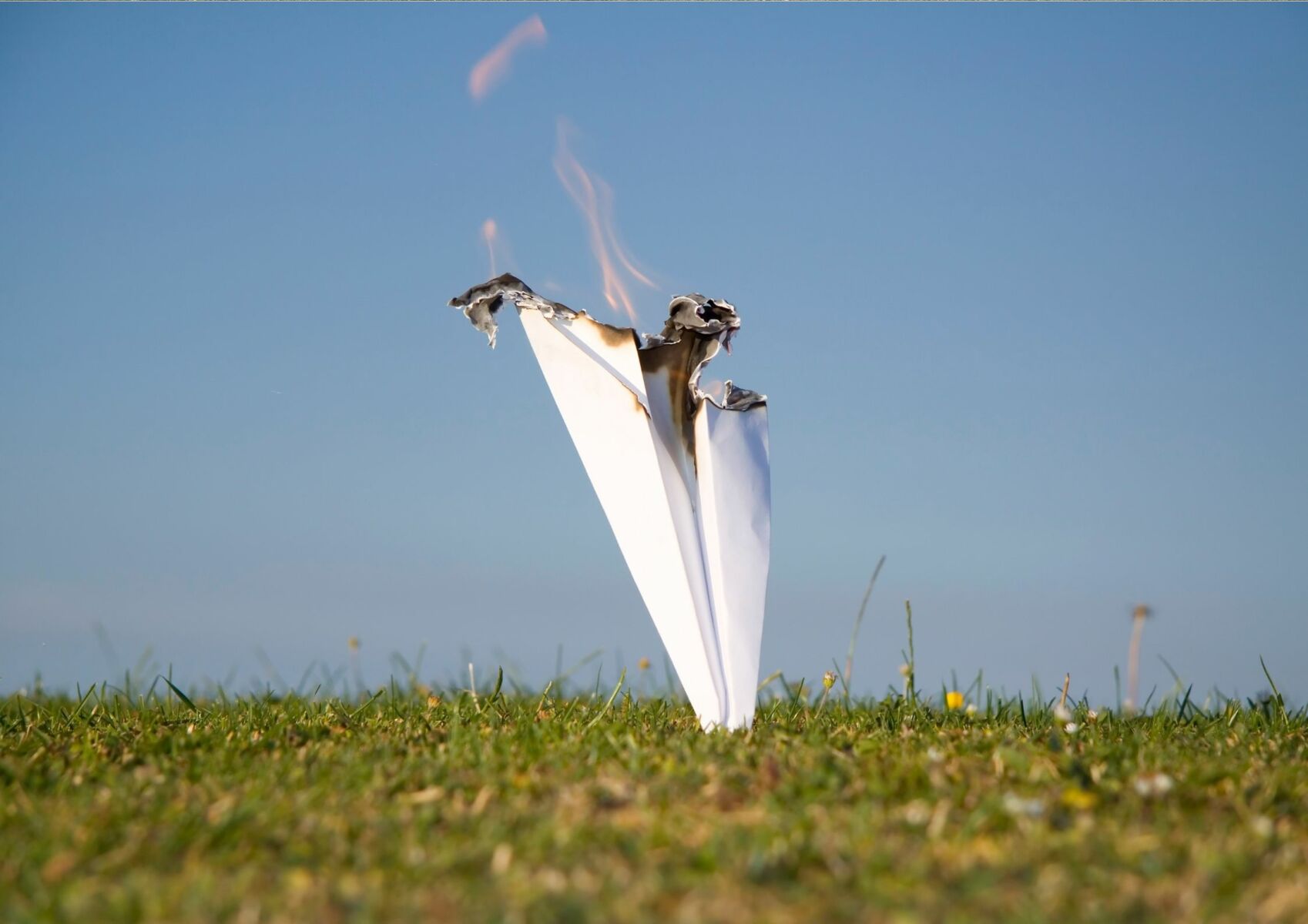 ฝันว่าเครื่องบินตกทำนายฝัน