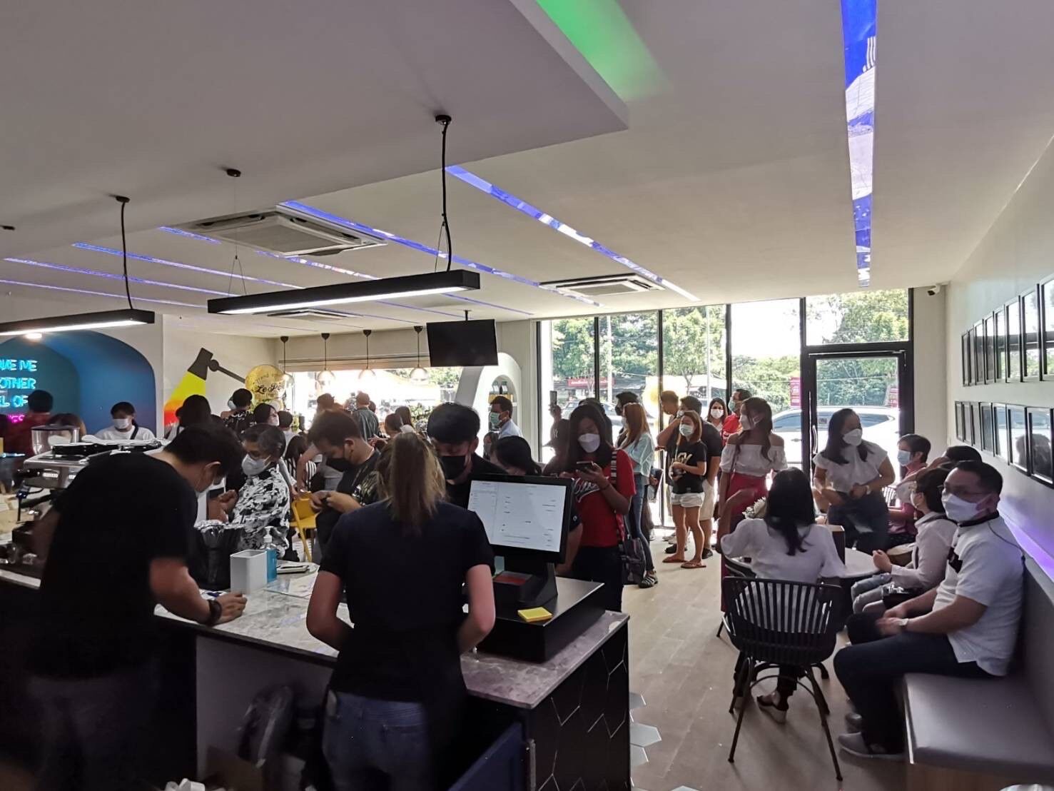 Le Pere Bakery วัชรพล – ถนนเทพรักษ์